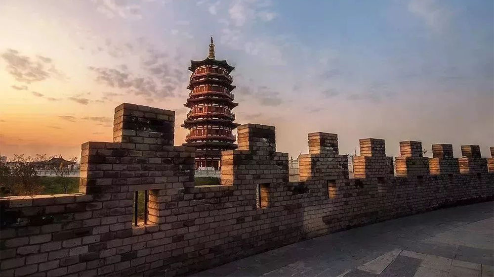 花开时节探访洛阳 遍地古迹中品读古都独特魅力