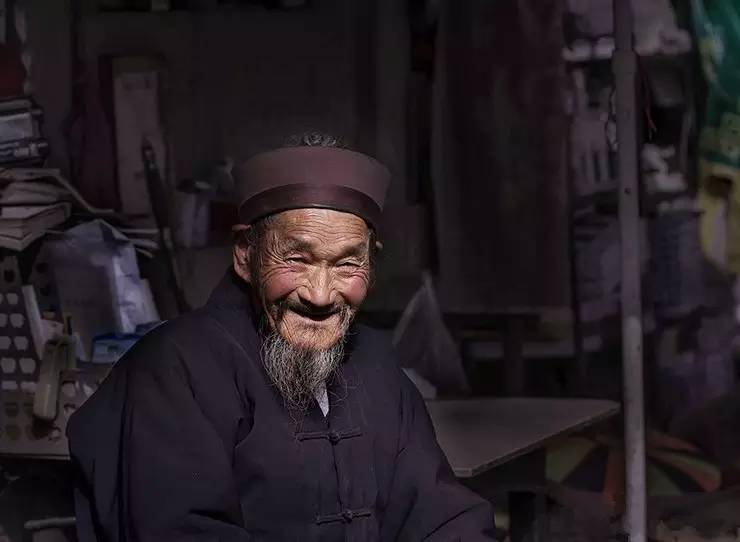 隐修老道长传授《养生延命论》，这才是真正的道家养生！