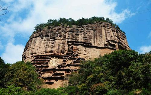 麦积山石窟首次对洞窟现状进行系统“体检” 麦积山石窟首次对洞窟现状进行系统“体检”