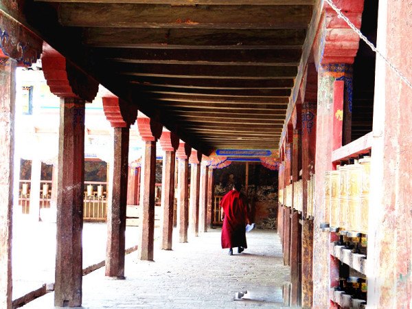心灵的修行地——桑耶寺 心灵的修行地——桑耶寺